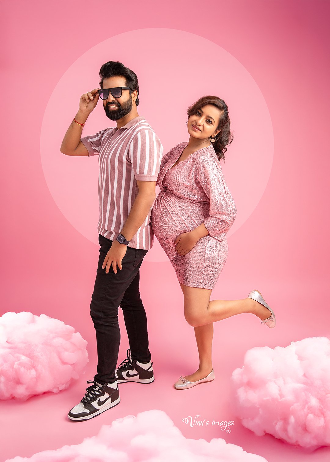 Best Maternity Photoshoot in Bangalore at Vinu's images for Contemporary Theme