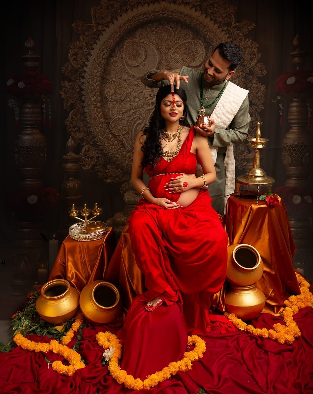 Best Traditional Themed Maternity Photoshoot in Bangalore vinusimages